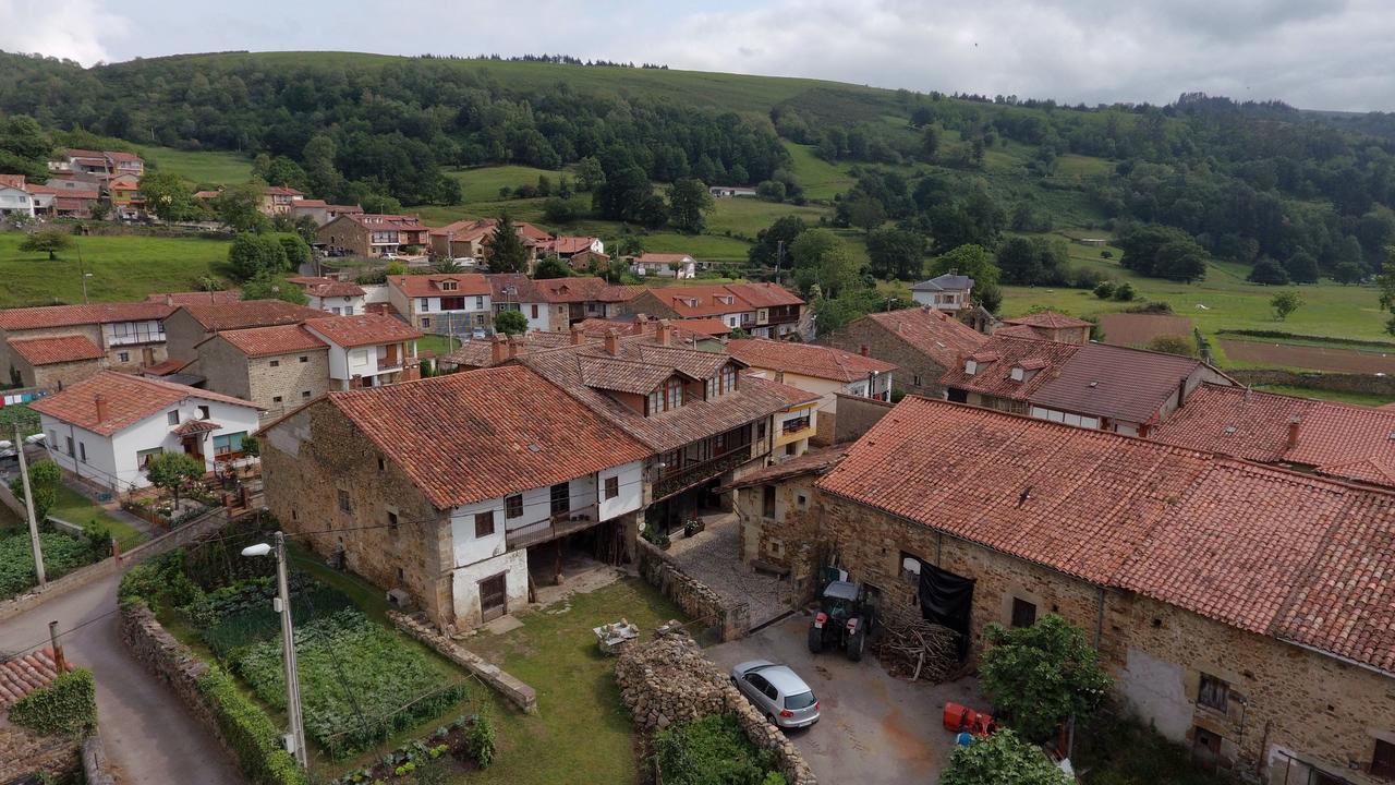 Apartamentos Rurales Pedredo Arenas de Iguña Buitenkant foto